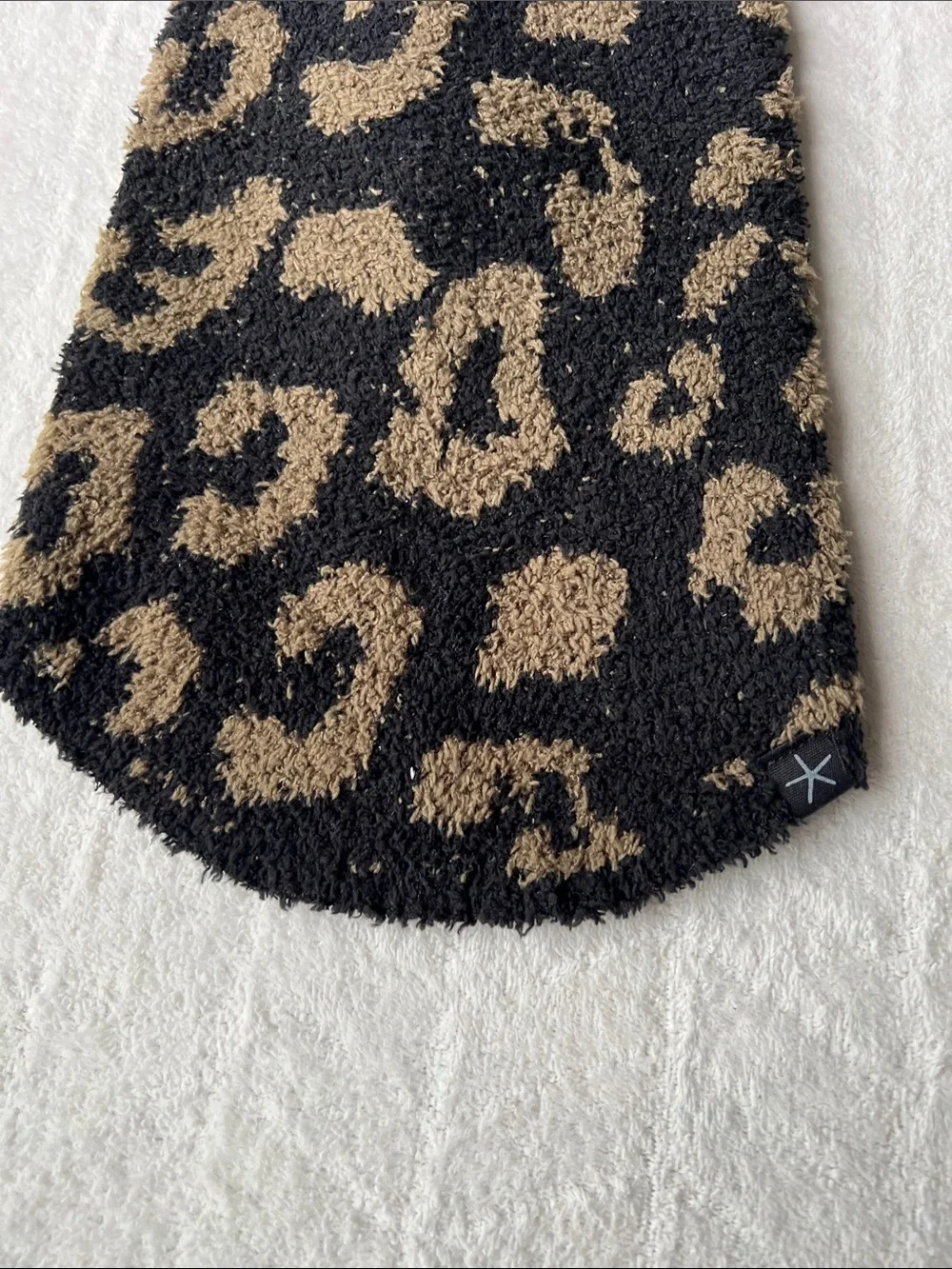 Barefoot Dreams CozyChic Pet Sweater - Size M.